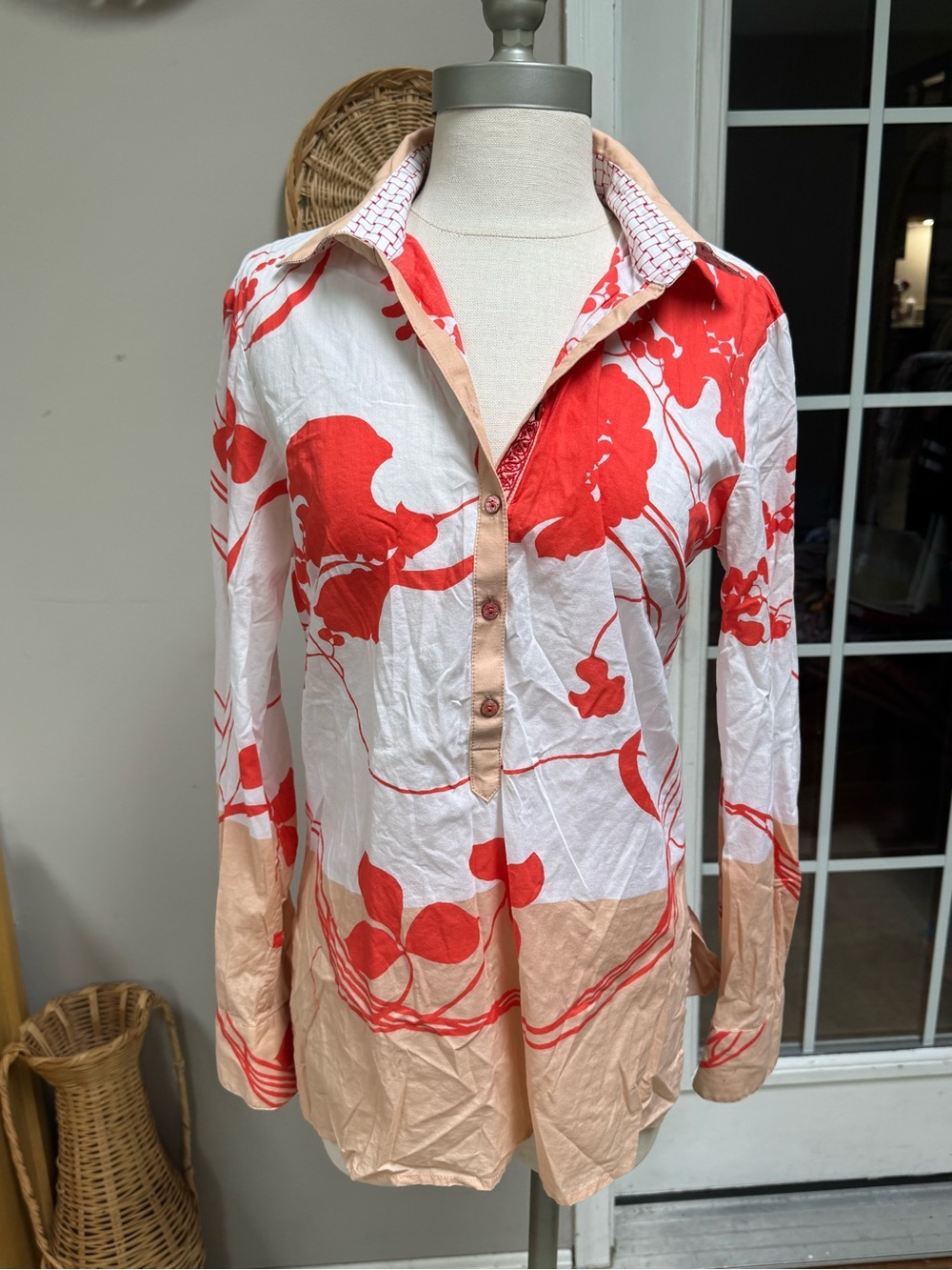 Robert Graham Red Floral Colorblock Placket Long Sleeve Tunic Blouse Size S ✨